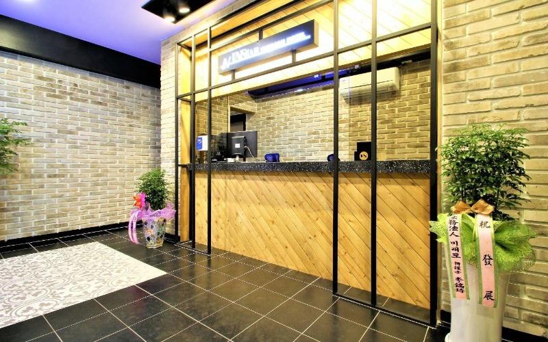 Instar Hotel Yangsan image