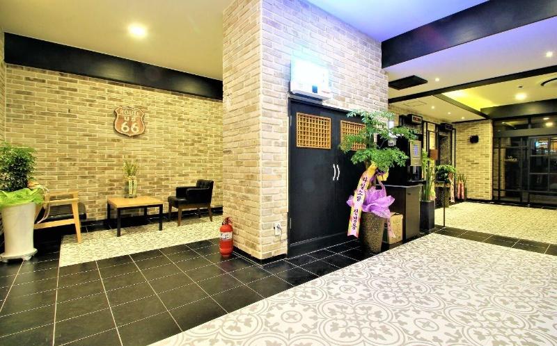 Instar Hotel Yangsan image