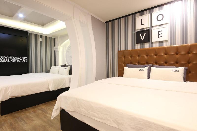 Instar Hotel Yangsan image