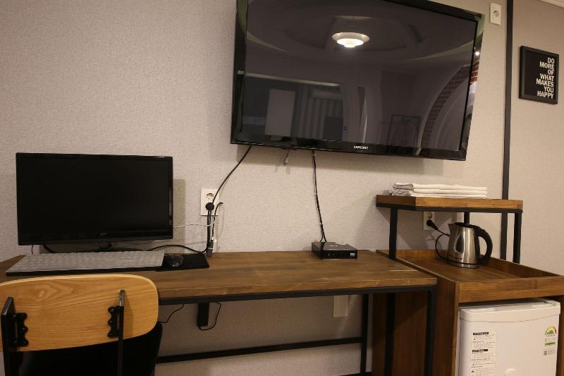 Instar Hotel Yangsan image