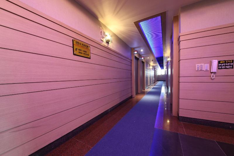 Eco Hotel image