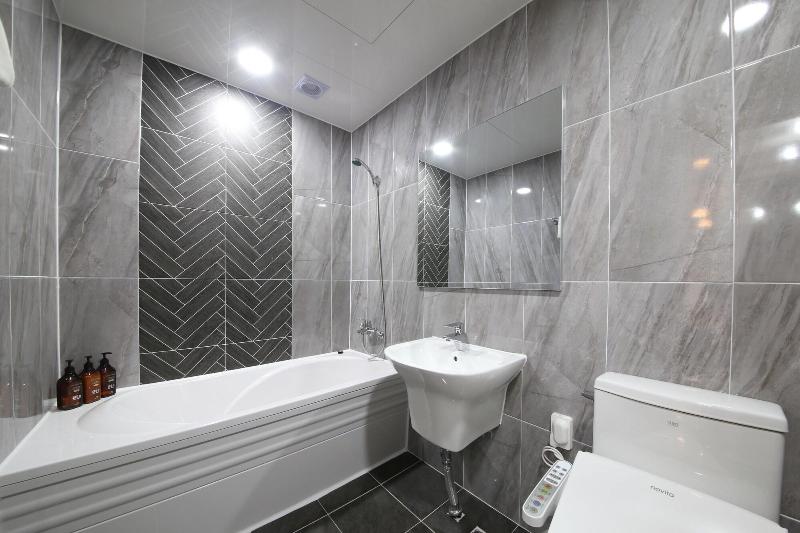 Eco Hotel image