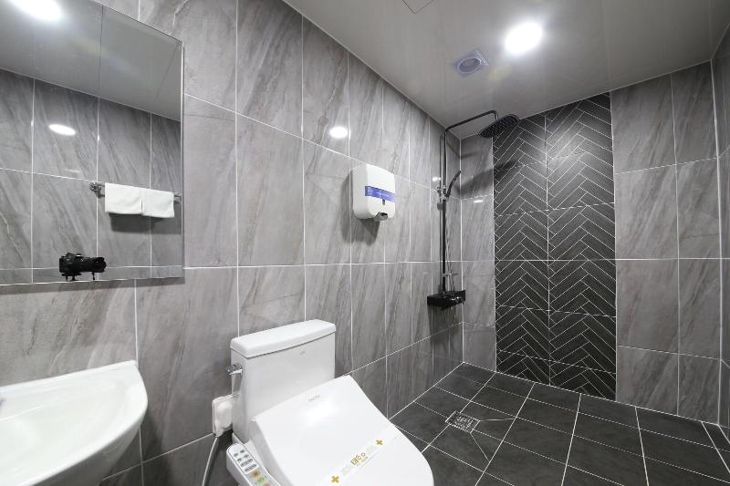 Eco Hotel image