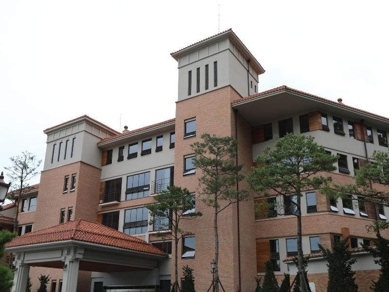 Pinehills Hotel image