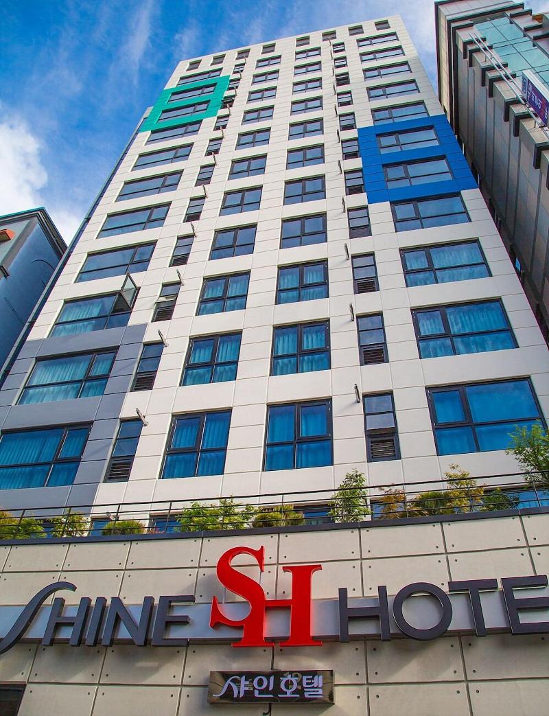 Shine Hotel image