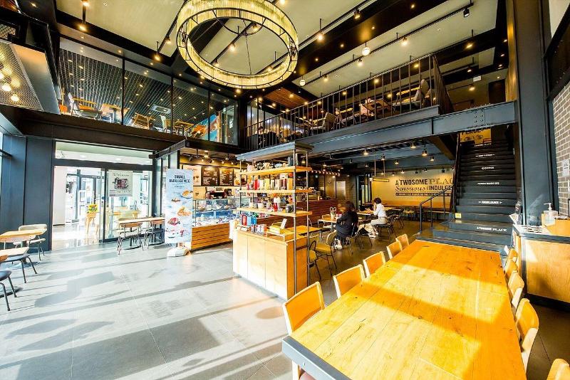 Shine Hotel image