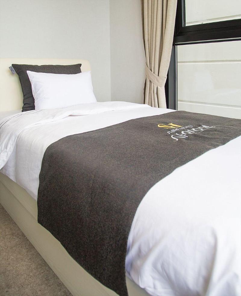 Shine Hotel image