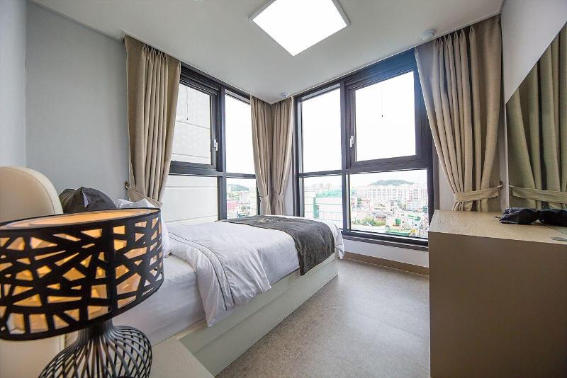 Shine Hotel image