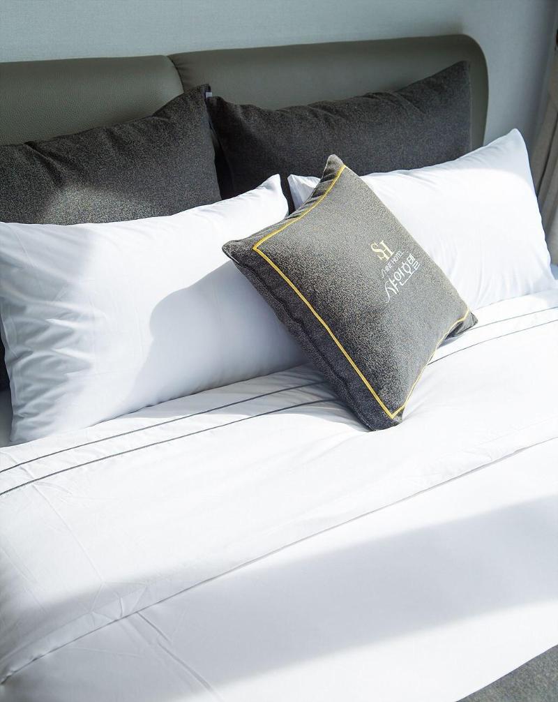 Shine Hotel image