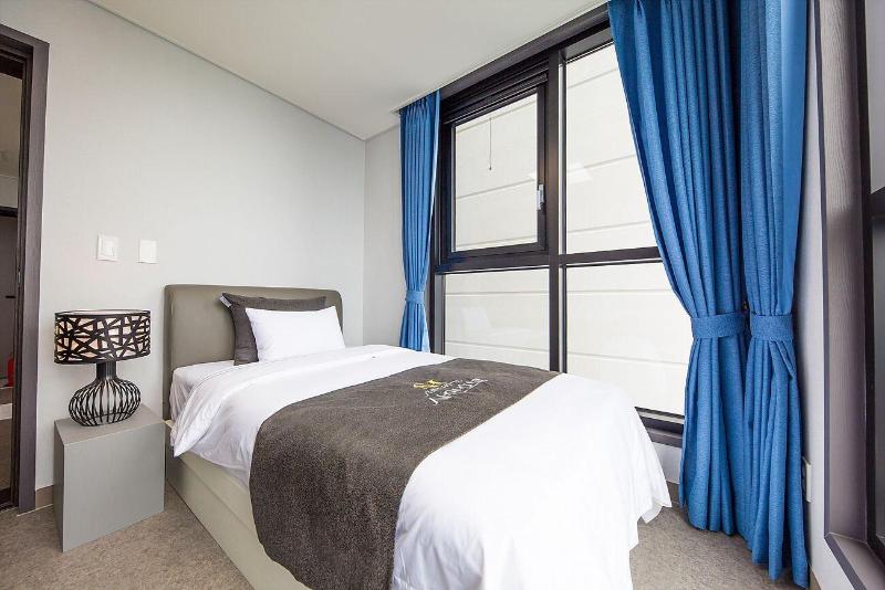 Shine Hotel image