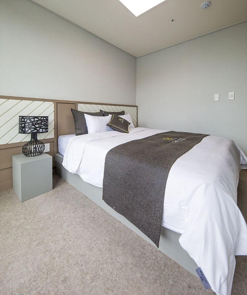 Shine Hotel image