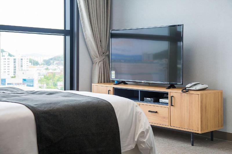 Shine Hotel image
