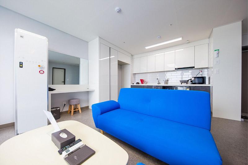 Shine Hotel image