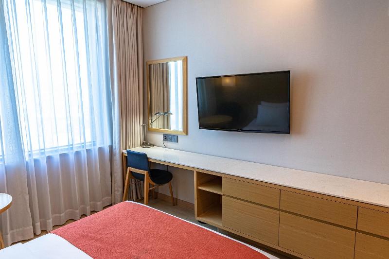 Hotel Lacky Gwangyang image