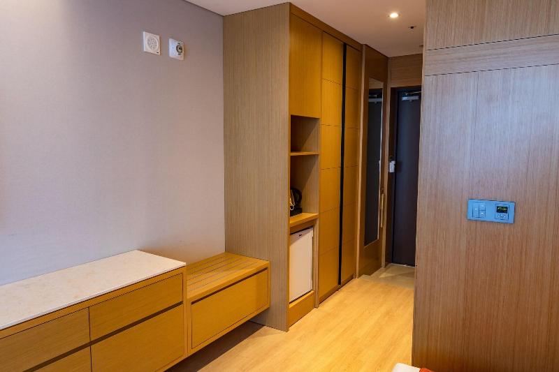 Hotel Lacky Gwangyang image