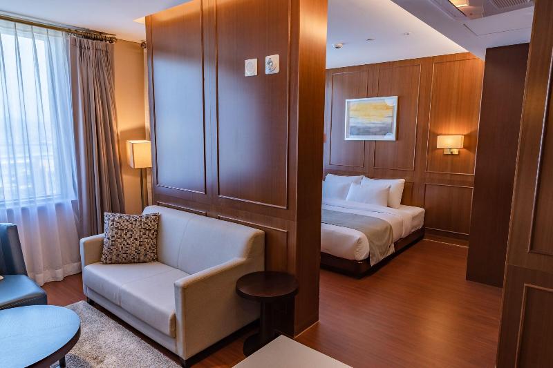 Hotel Lacky Gwangyang image