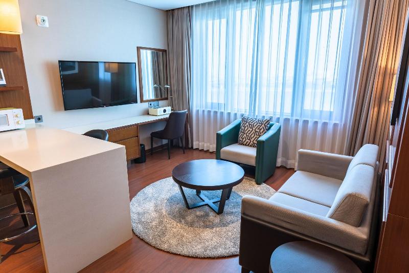 Hotel Lacky Gwangyang image