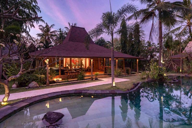 Kuno Villas image