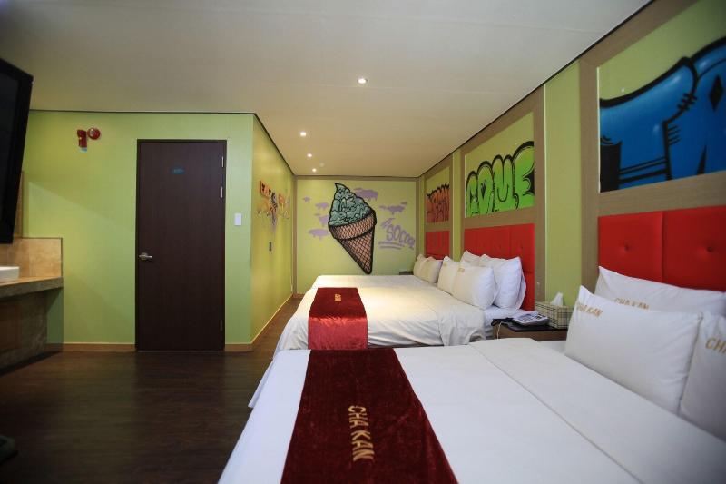 Chakan Hotel image