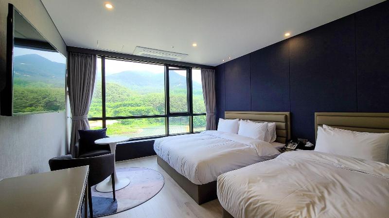 Hotel Ohevday image