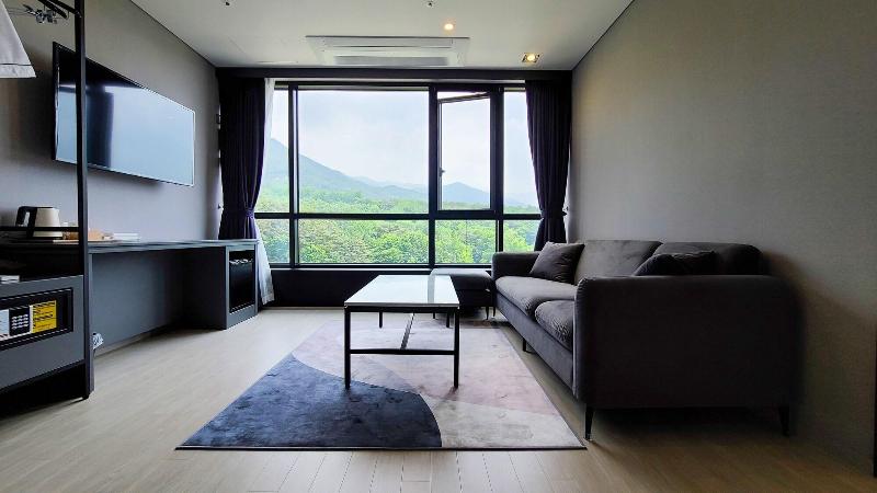 Hotel Ohevday image