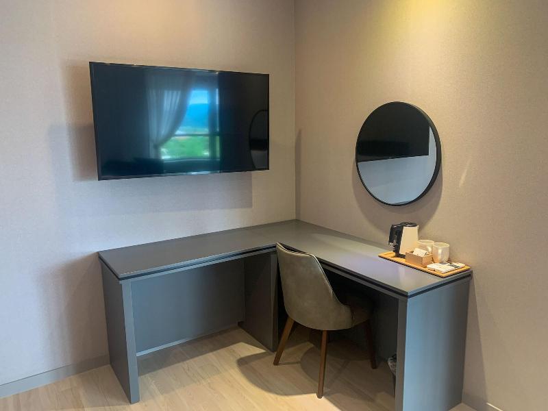 Hotel Ohevday image