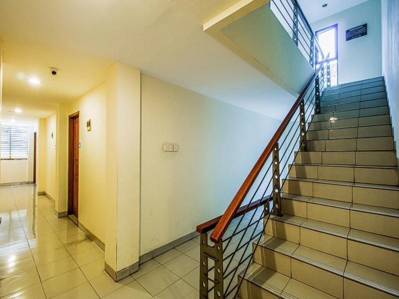 Plaza 68 Residence image