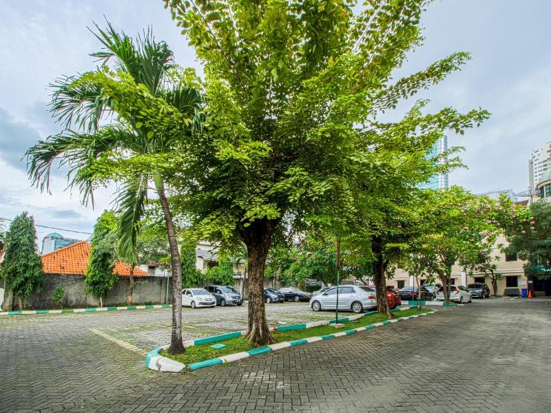Plaza 68 Residence image