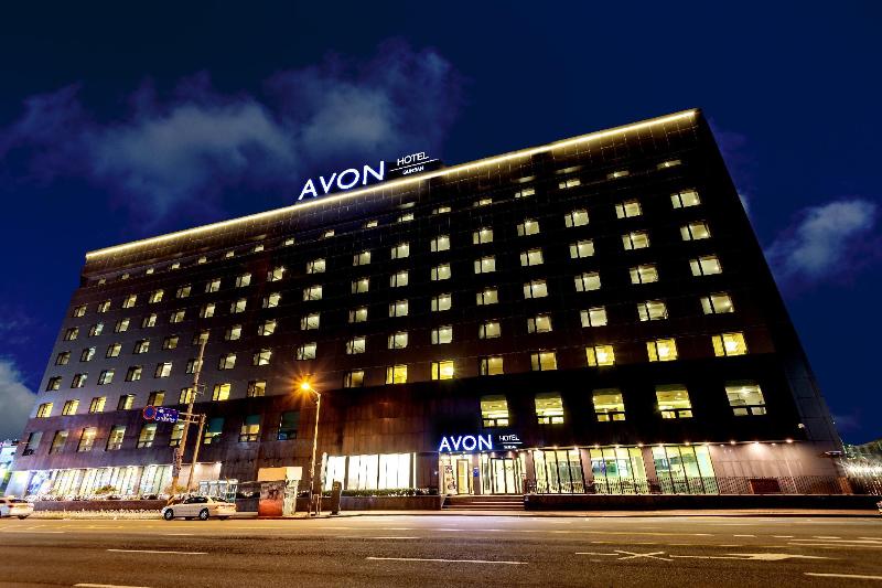 Avon Hotel