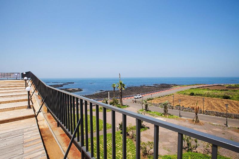 Habana Resort image