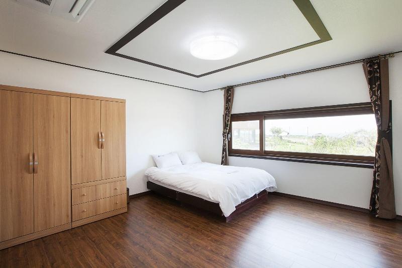 Habana Resort image
