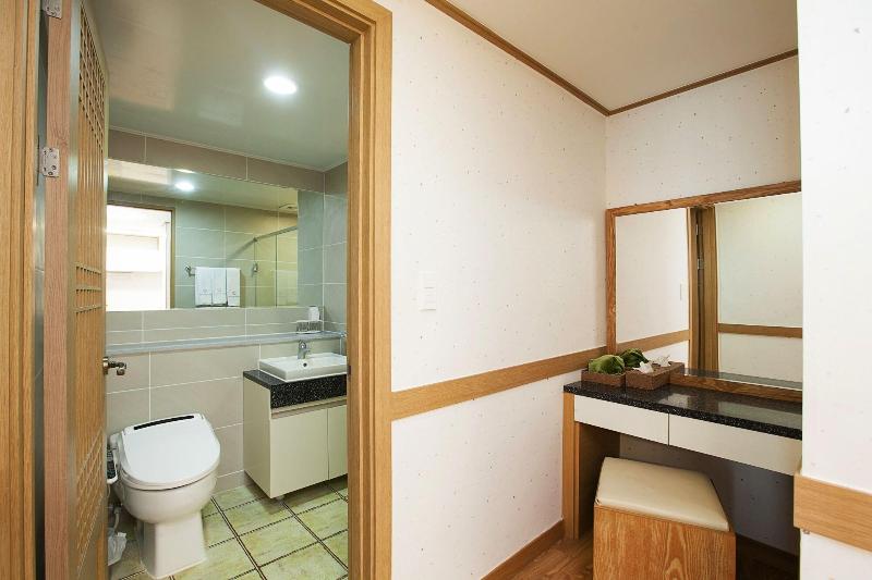 Habana Resort image