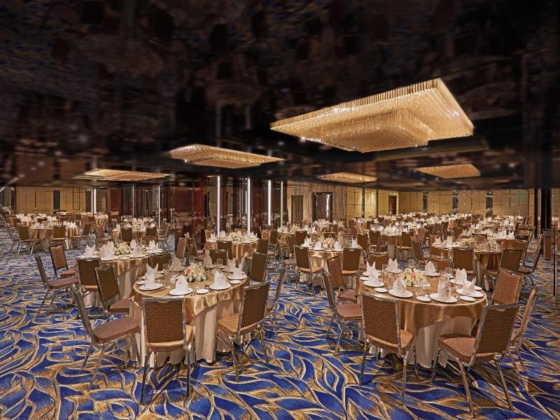 Renaissance Dhaka Gulshan Hotel image