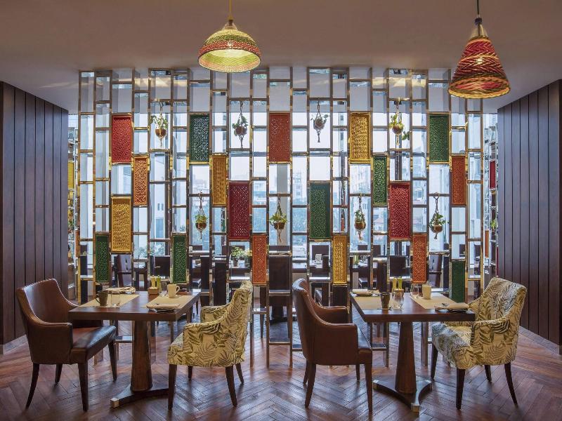Renaissance Dhaka Gulshan Hotel image