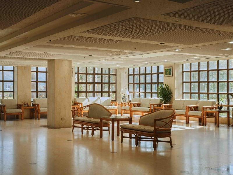 Kinsa Holiday Hotel