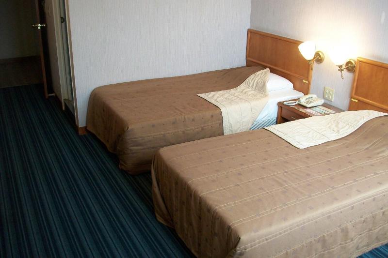Kinsa Holiday Hotel image