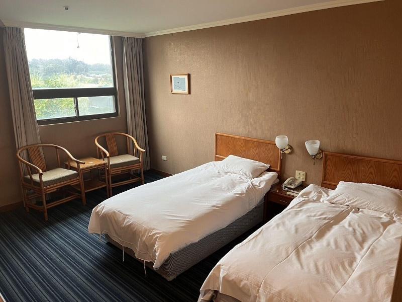Kinsa Holiday Hotel image