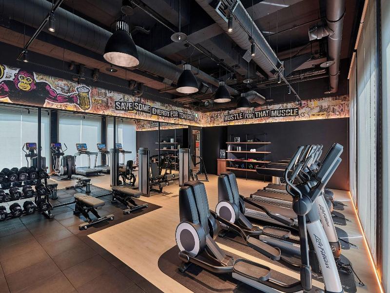 Moxy Taichung image