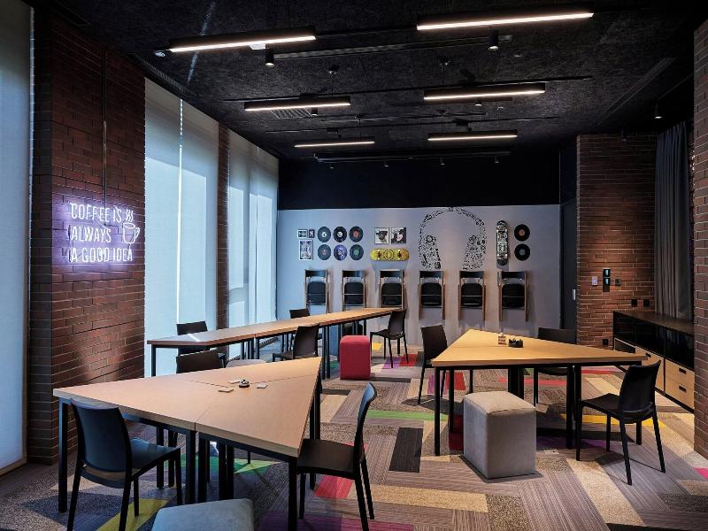 Moxy Taichung image
