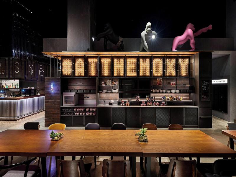 Moxy Taichung image