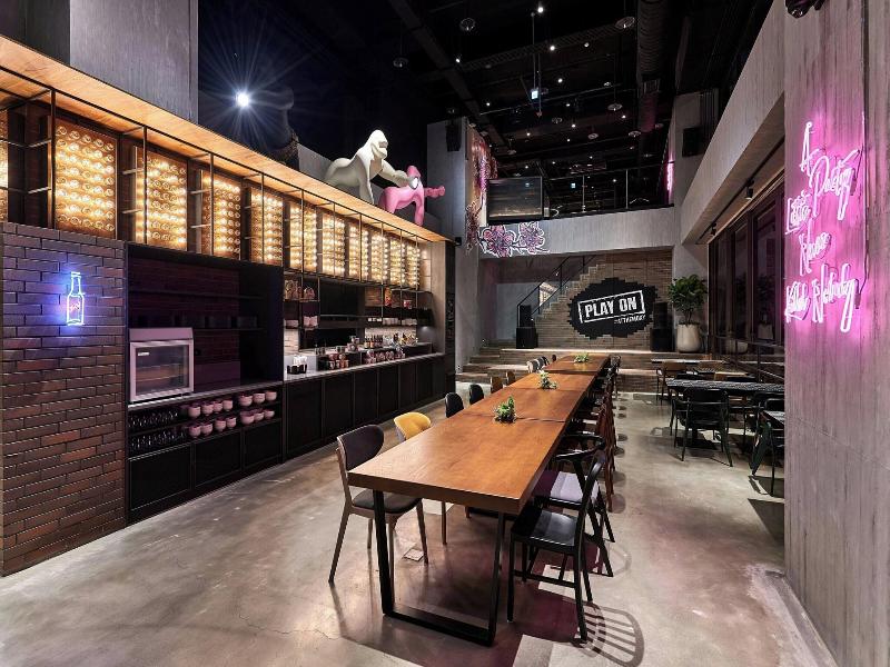 Moxy Taichung image