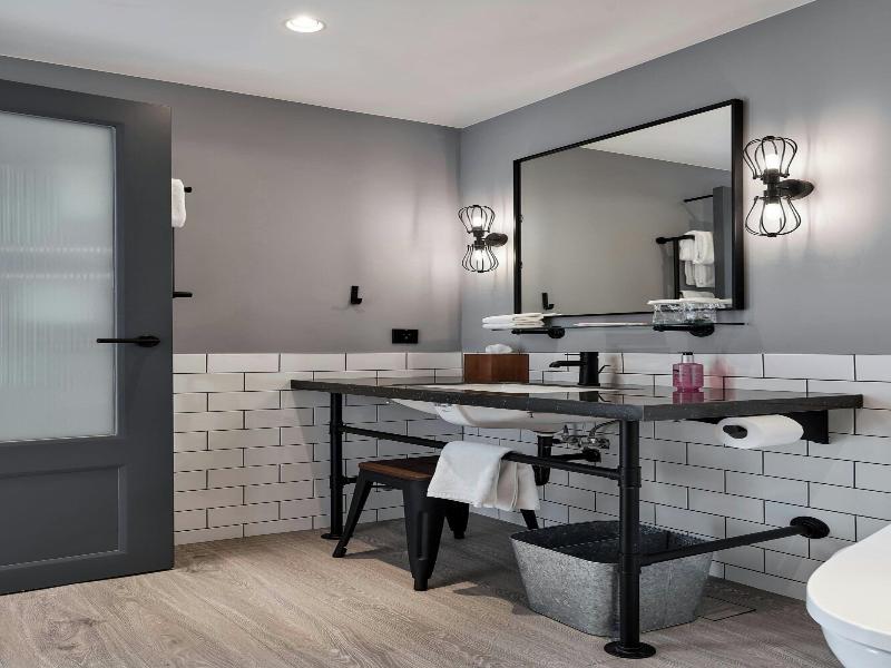 Moxy Taichung image