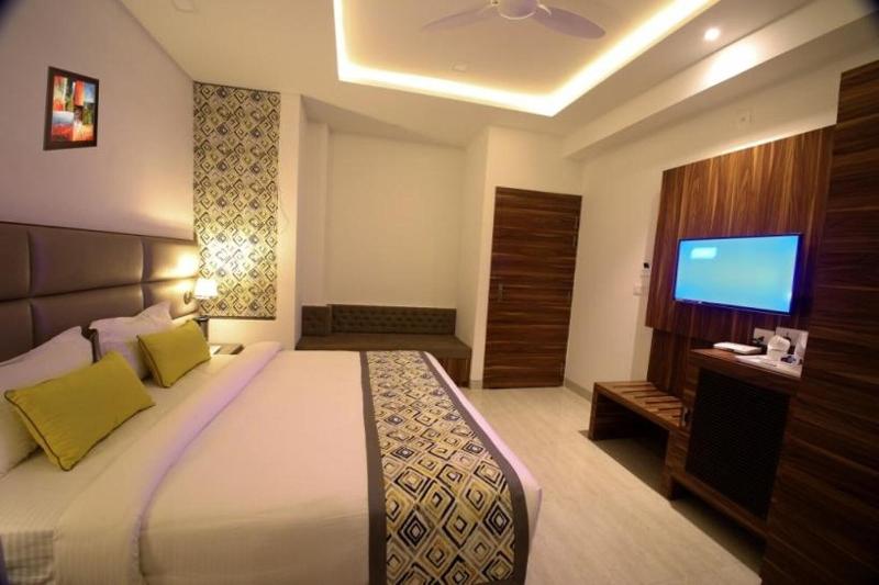 Hotel Narayanam image