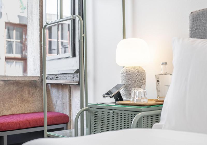 Homey River Suites image