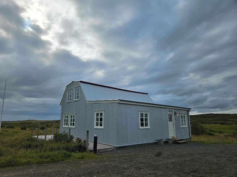 Lambalækur image