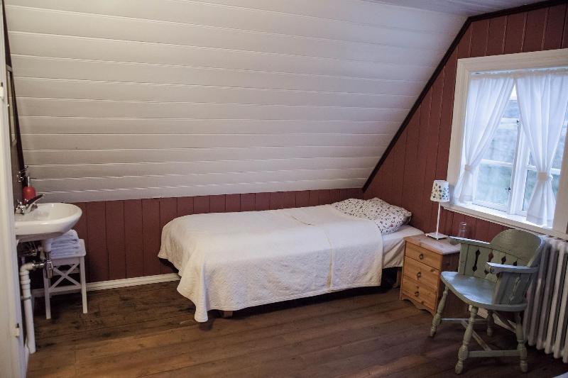 Lambalækur image