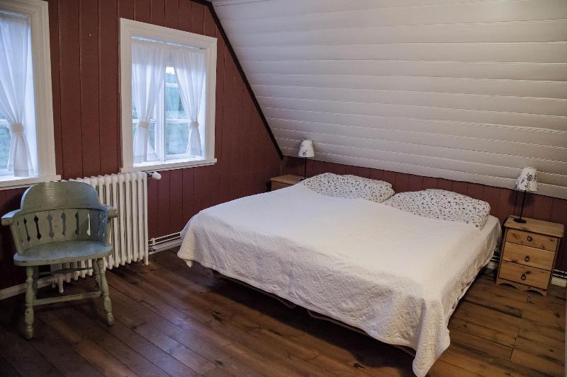 Lambalækur image