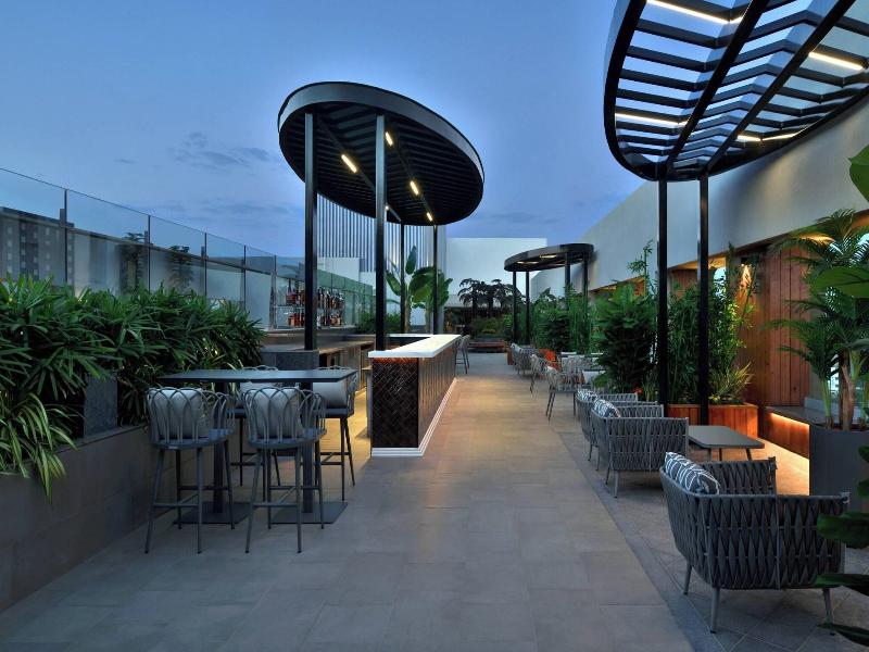 Courtyard By Marriott Nashik image