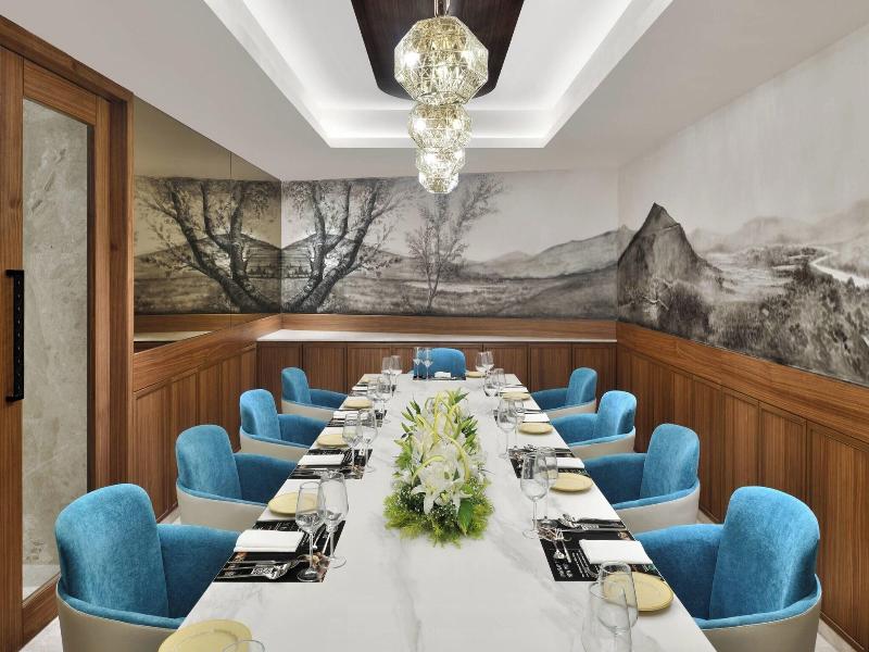 Courtyard By Marriott Nashik image