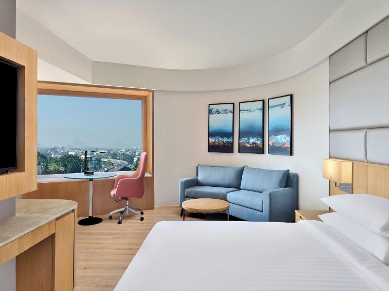 Courtyard By Marriott Nashik image